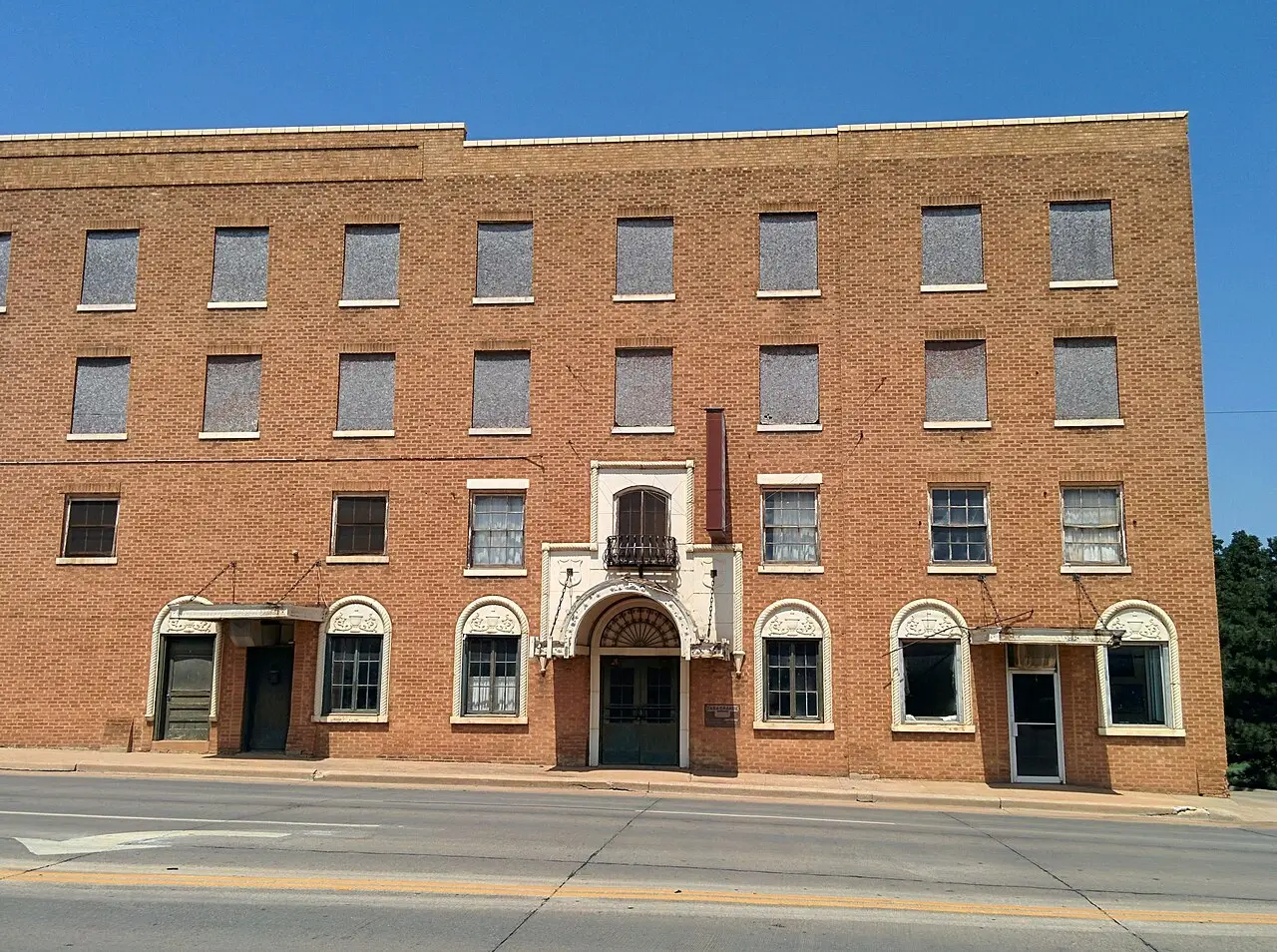 The four-story Casa Grande Hotel on Route 66 in downtown Elk City