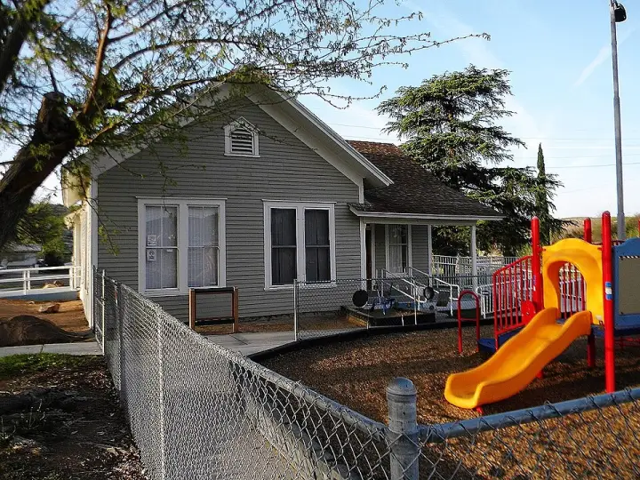 Hubbs House, the 1893 Queen Anne home at 4th and Golconda Streets