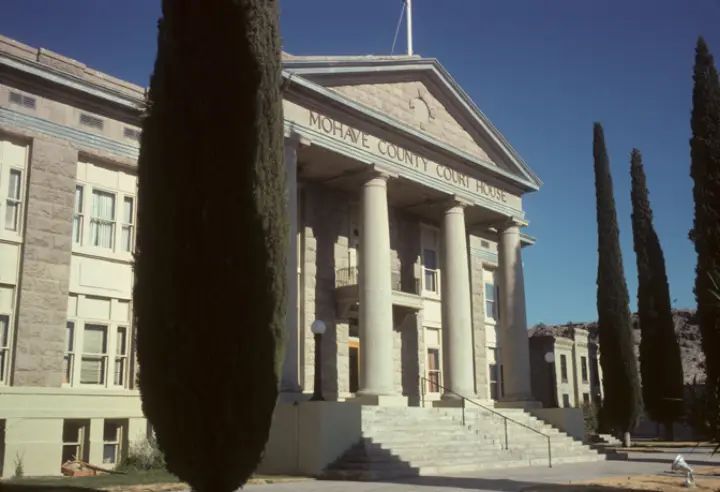 Mohave County Courthouse, with the old jail behind it