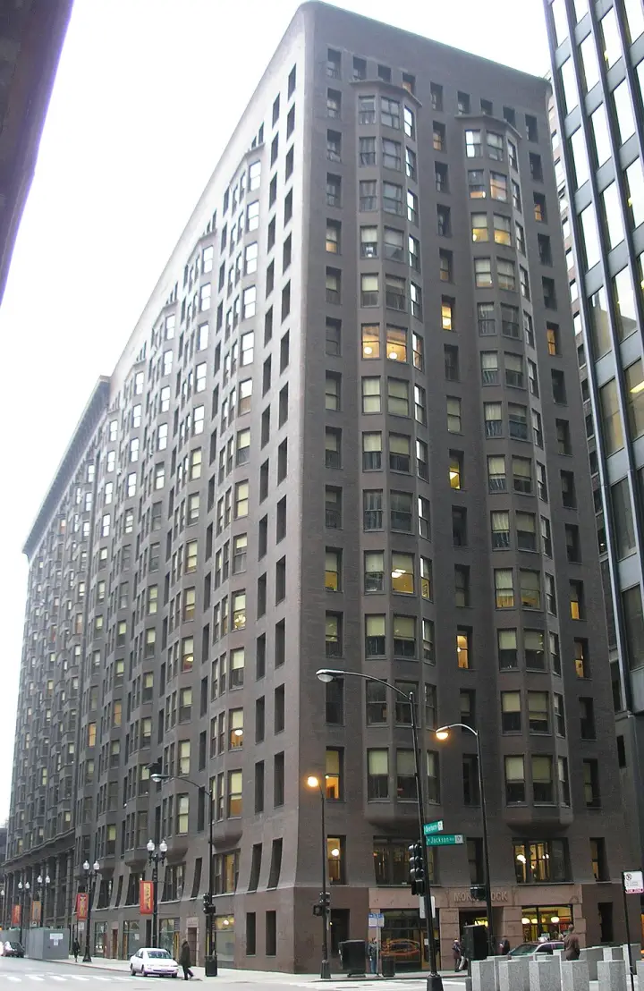 The Monadnock Building on Jackson Boulevard, the eastbound path of Route 66 through the Chicago Loop